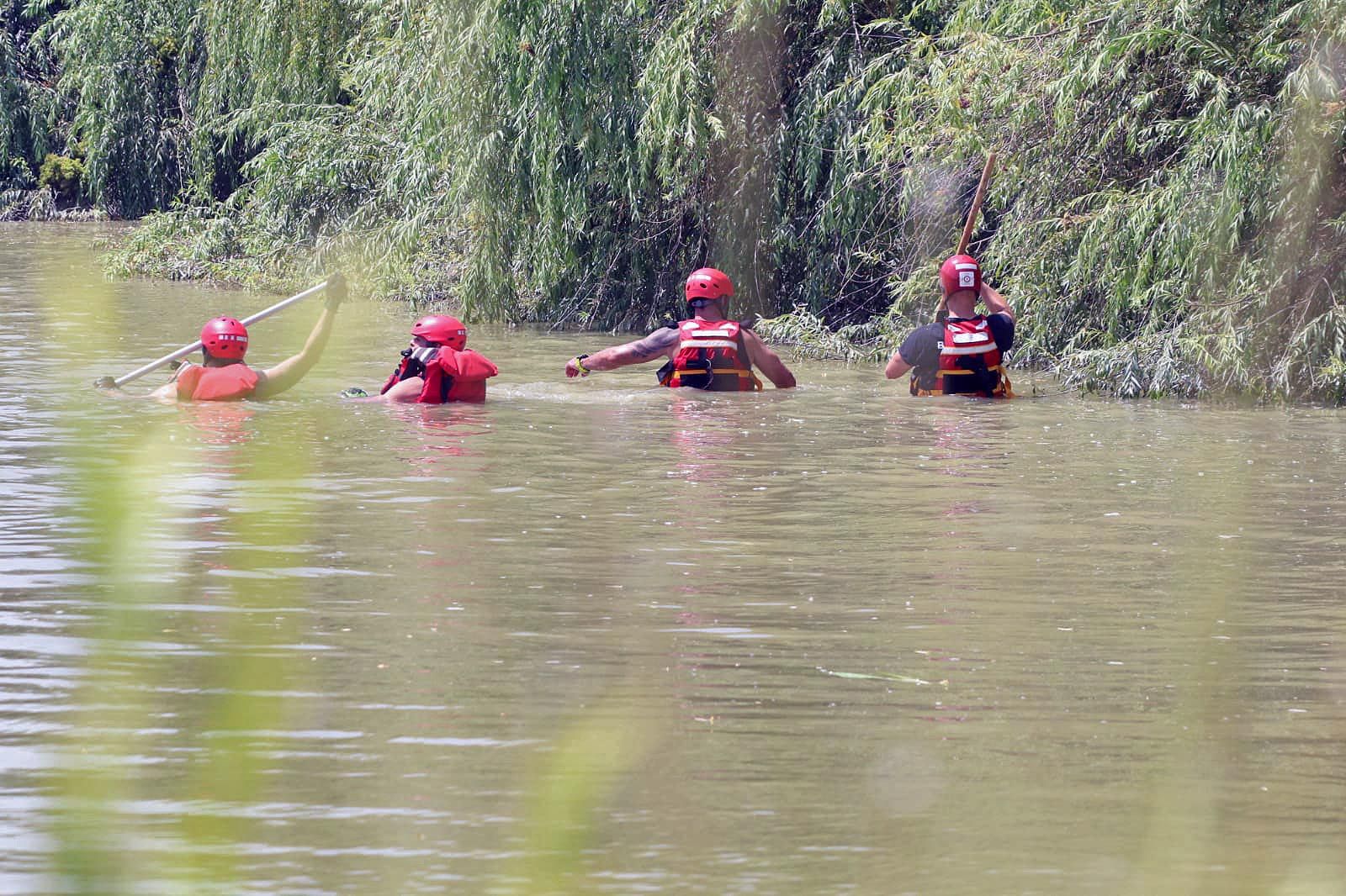 Se intensifica la busqueda del hombre desaparecido en el río