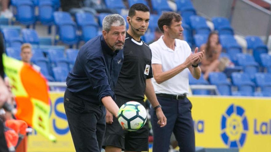 Manolo Márquez, durante el partido de este domingo de la UD frente al Athletic.