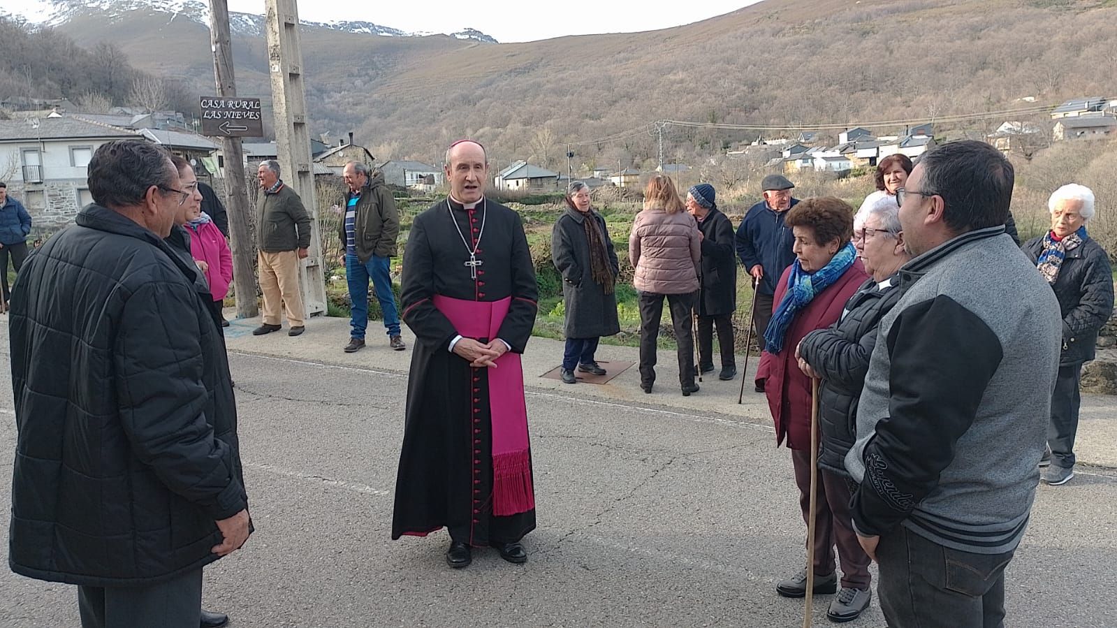 Visita del obispo de Astorga a Sotillo, Coso, Cerdillo, Murias, Limianos, San Ciprián y la residencia de El Puente de Sanabria