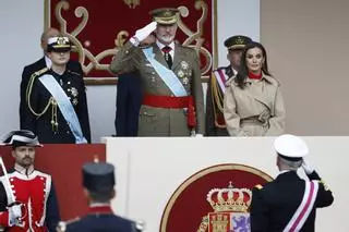 La reacción de la reina Letizia ante el diluvio durante el desfile de la Hispanidad