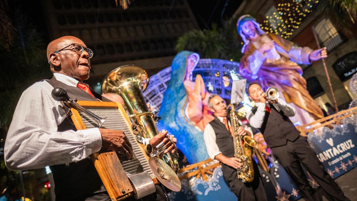 Inauguración del tradicional portal de Belén en la plaza de la Candelaria