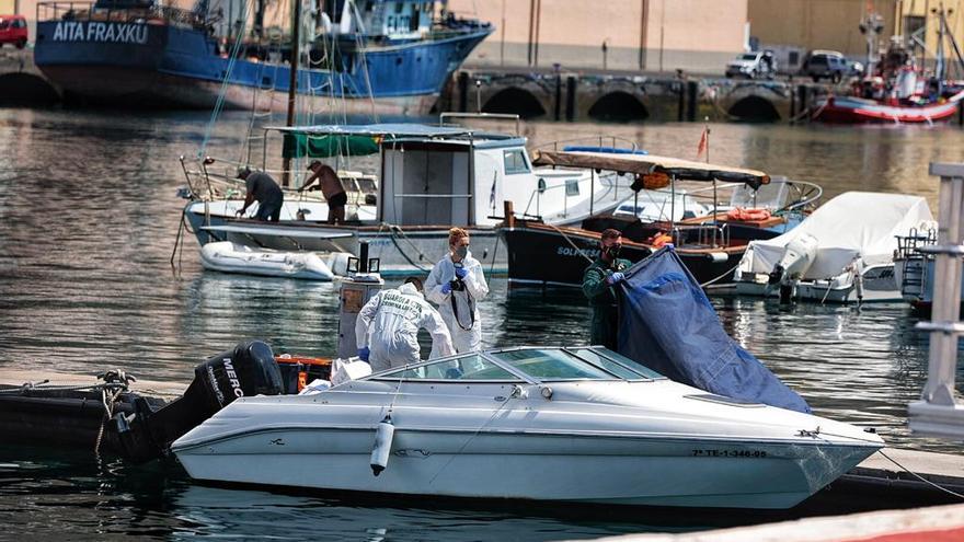 Las cámaras del puerto de Tenerife grabaron al padre solo antes de zarpar