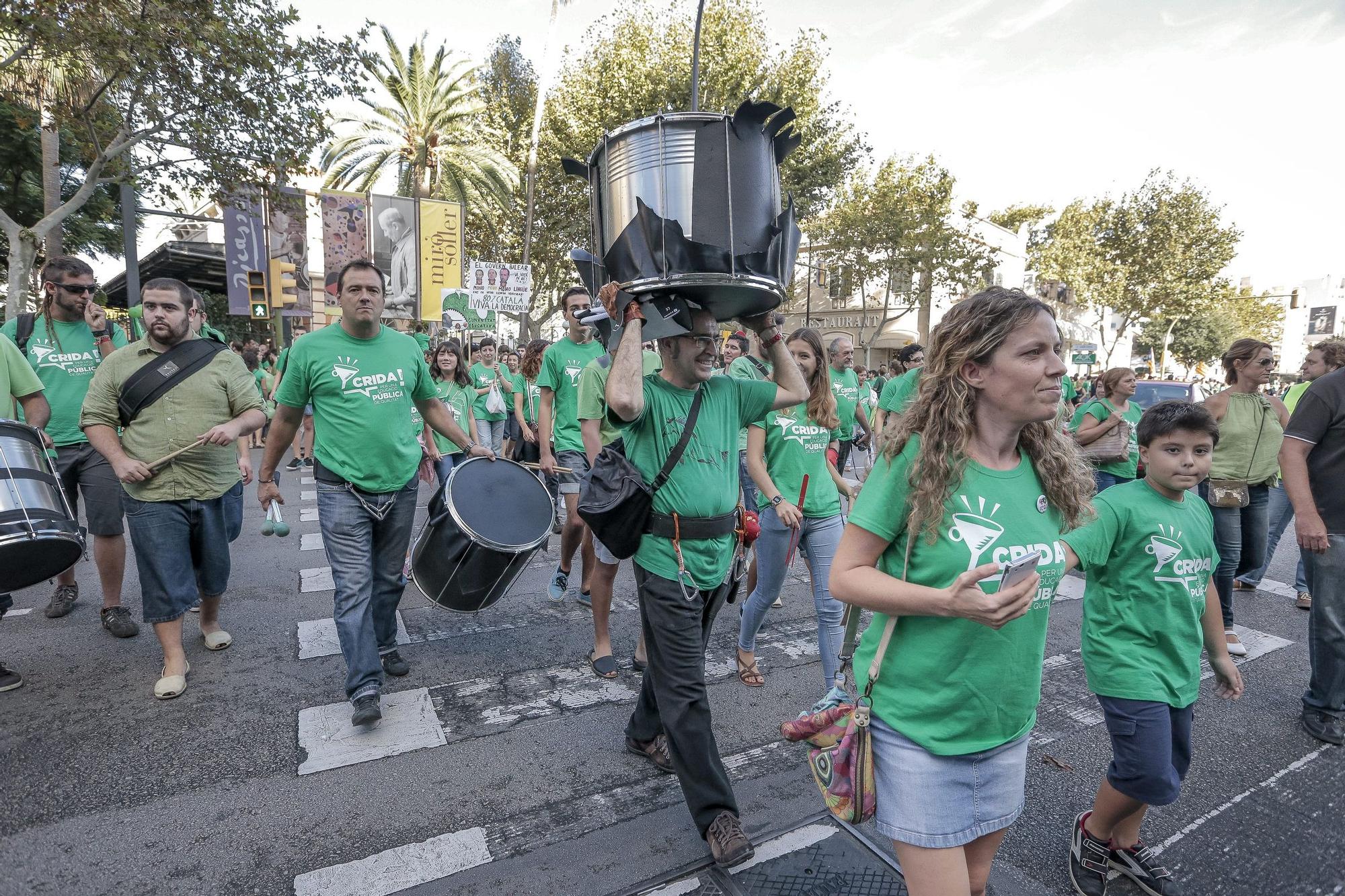 FOTOS | Se cumplen 10 años de la gran manifestcación contra el TIL en Palma