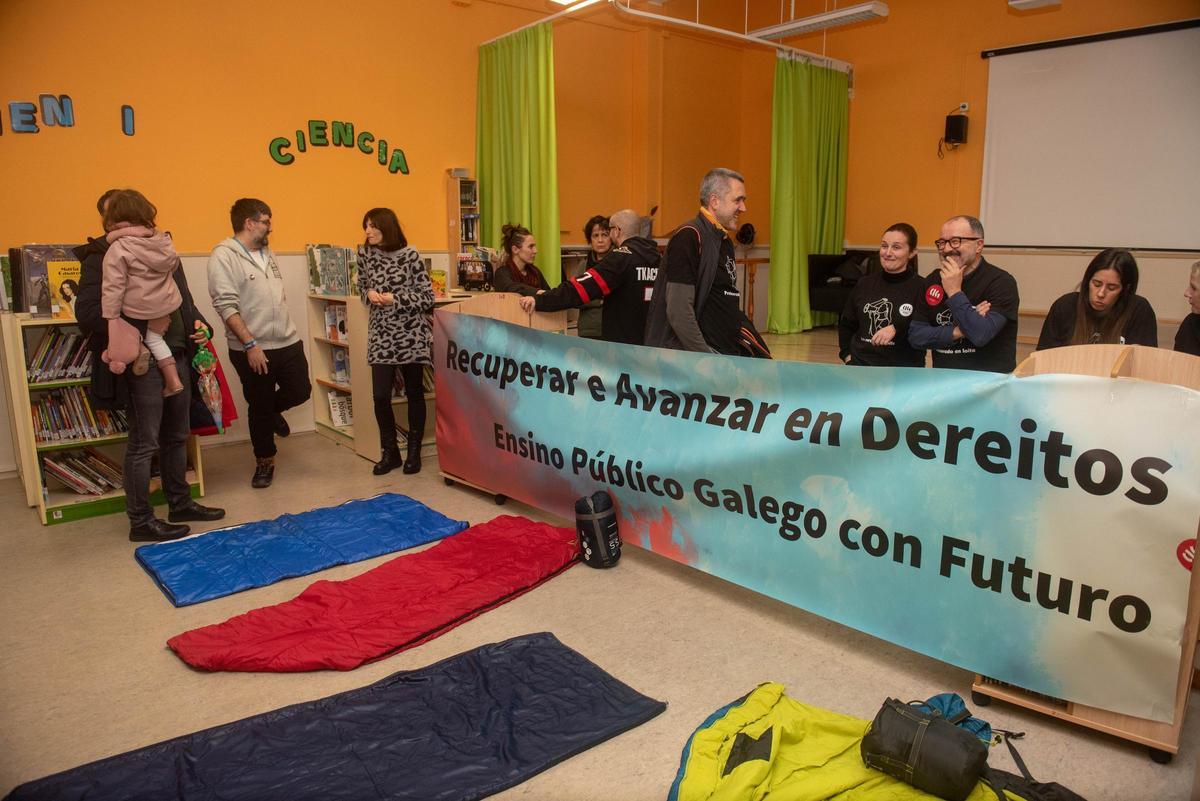 Encierro en el colegio Concepción Arenal de A Coruña: "El profesorado está harto"