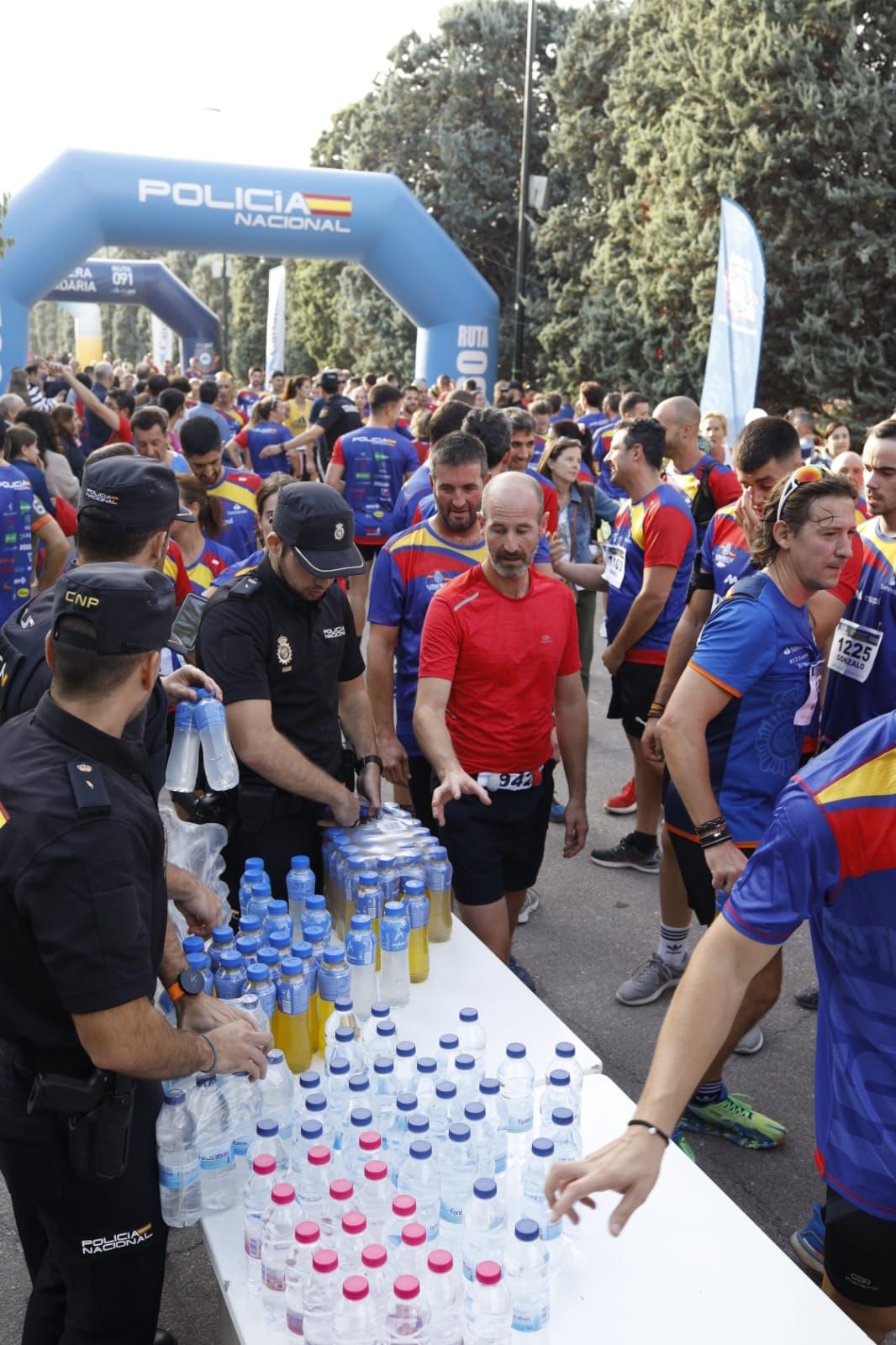 Zaragoza se vuelca con la carrera de la Policía Nacional contra el maltrato