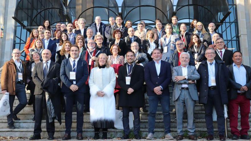 Setenta facultades con titulaciones de economía y empresas se reúnen en Ourense