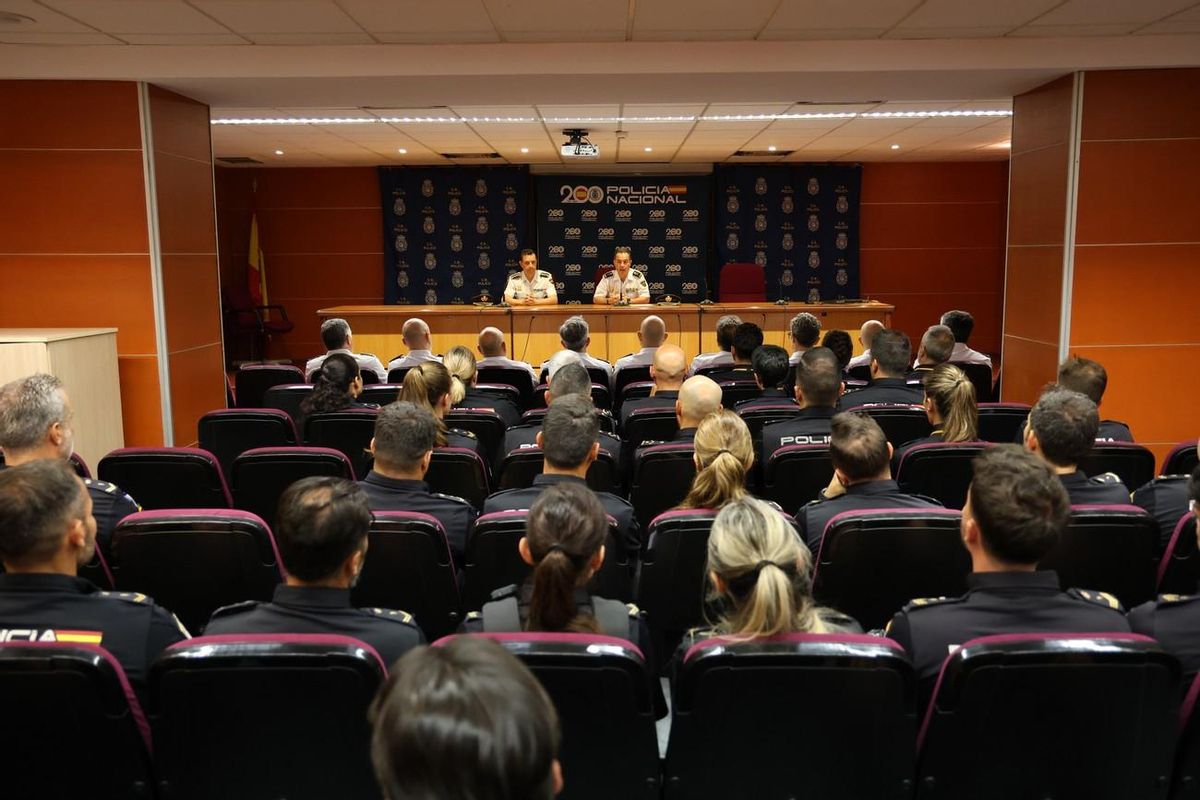 The Canary Islands Police Headquarters has increased its staff with the addition of 213 new officers.