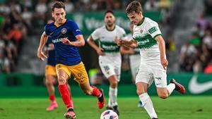 Resumen, goles y highlights del Elche 2 - 1 Andorra de la jornada 10 de LaLiga Hypermotion