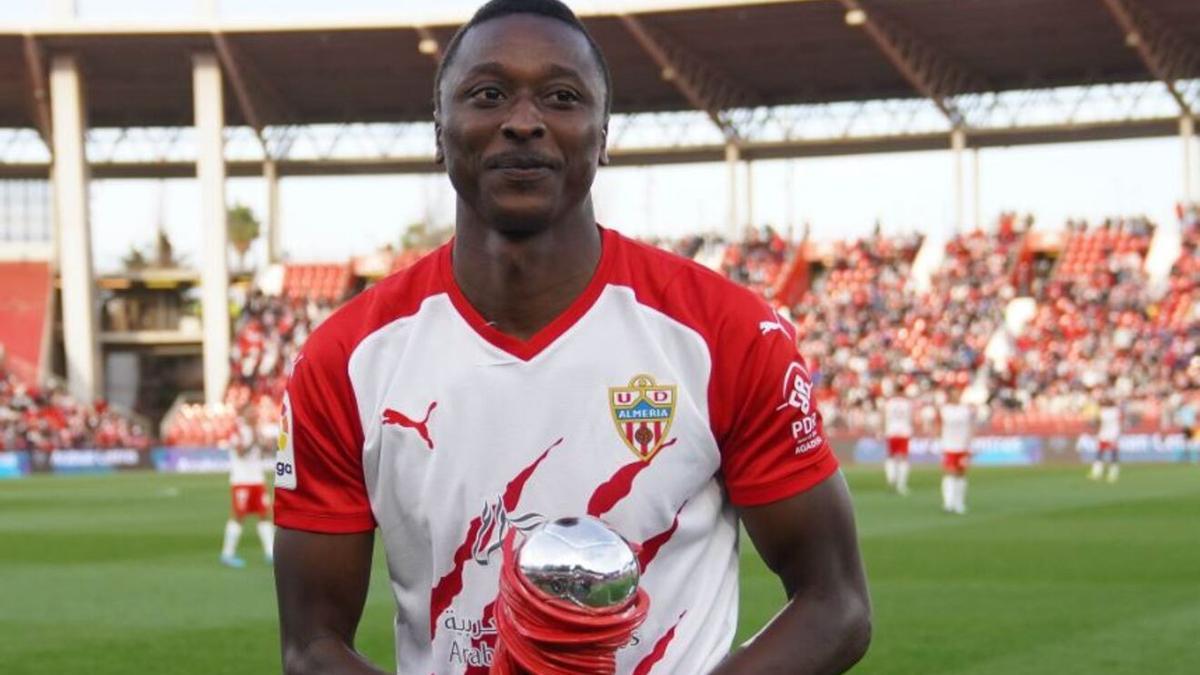 Umar Sadiq, delantero del Almería