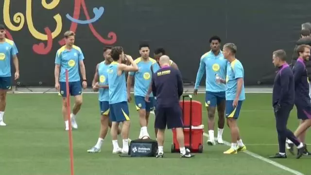 Lamine Yamal, única ausencia en el entrenamiento del Barcelona antes del clásico