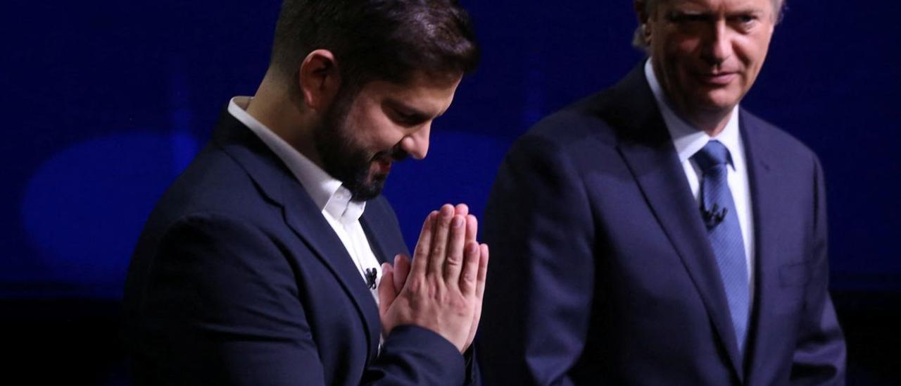 Gabriel Boric y José Antonio Kast, protagonistas del debate presidencial chileno.