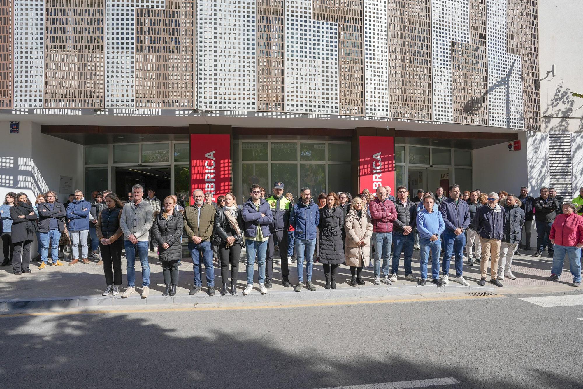 L'Horta guarda silencio por el incendio en València