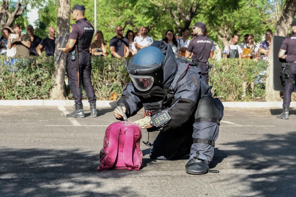 Simulacro de los TEDAX en la UA