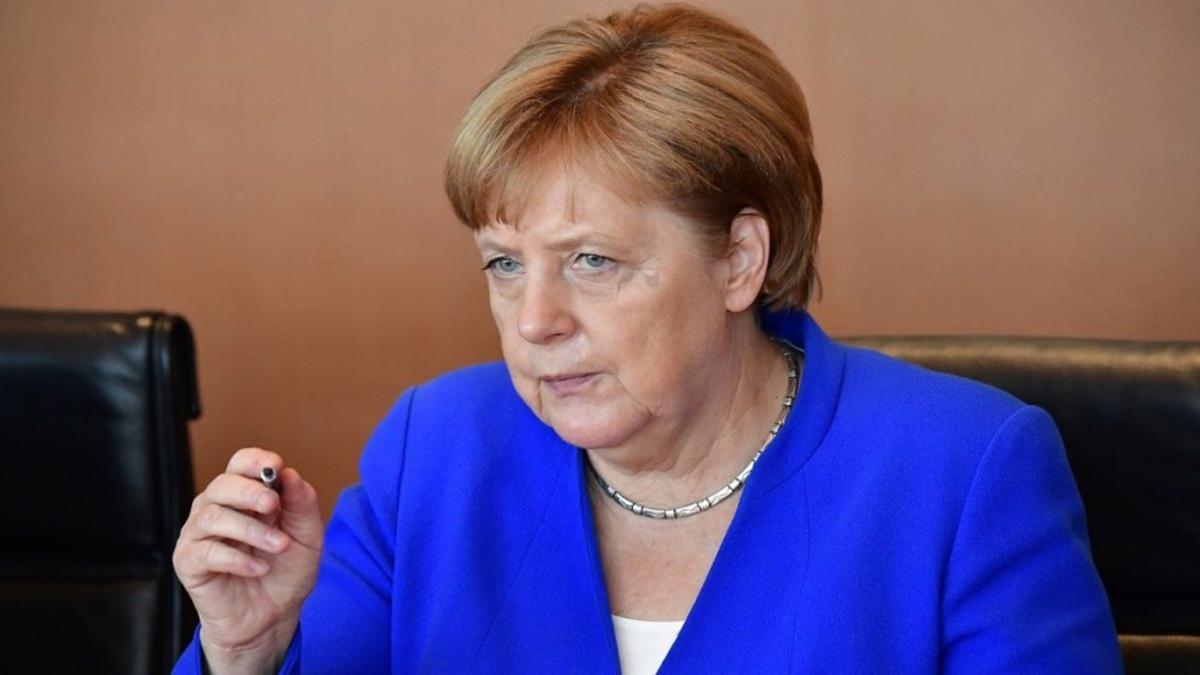 El gobierno de Angela Merkel quiere ver público en las gradas