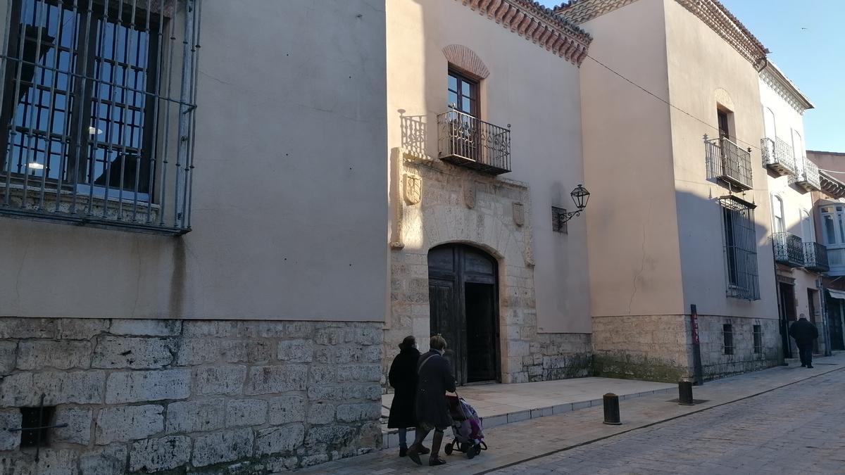 Palacio de los Marqueses de Castrillo que alberga el servicio de Casa de Cultura de Toro