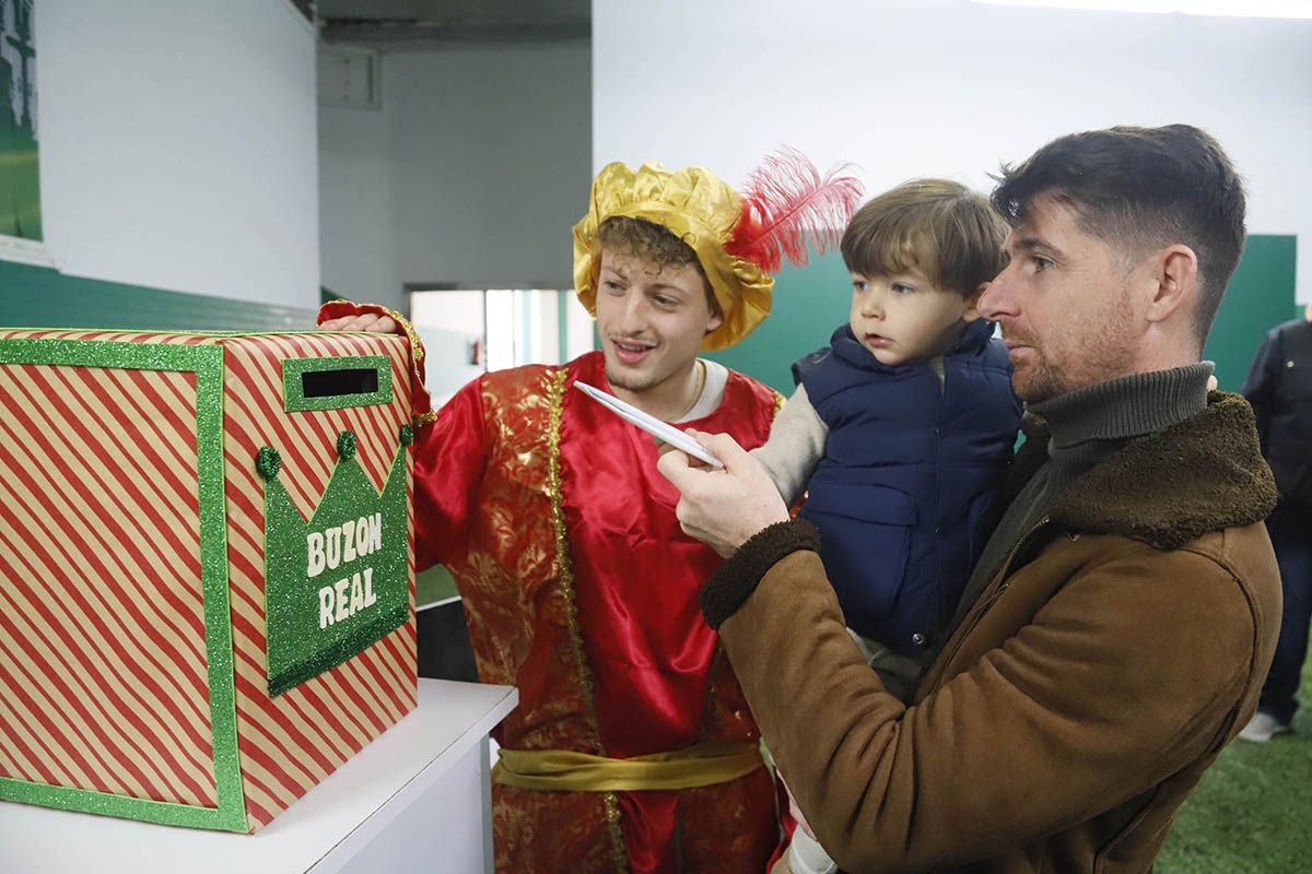 Los Reyes Magos visitan al Córdoba CF en el Arcángel