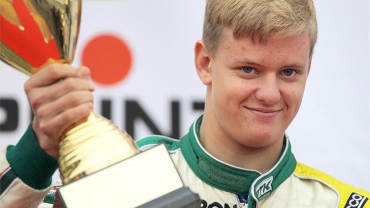 Mick Schumacher quiere seguir los pasos de su padre y ya es campeón en karting