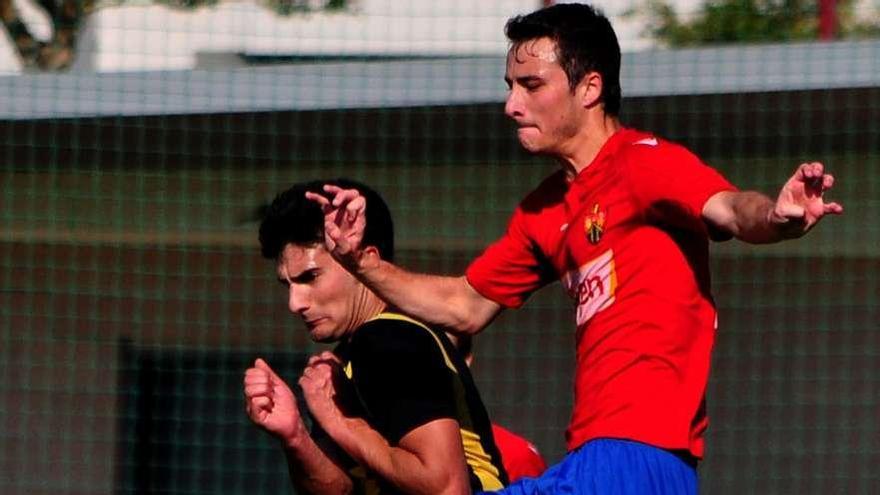 El Ribadumia tiene su primer match ball para conseguir el ascenso este domingo. // Iñaki Abella