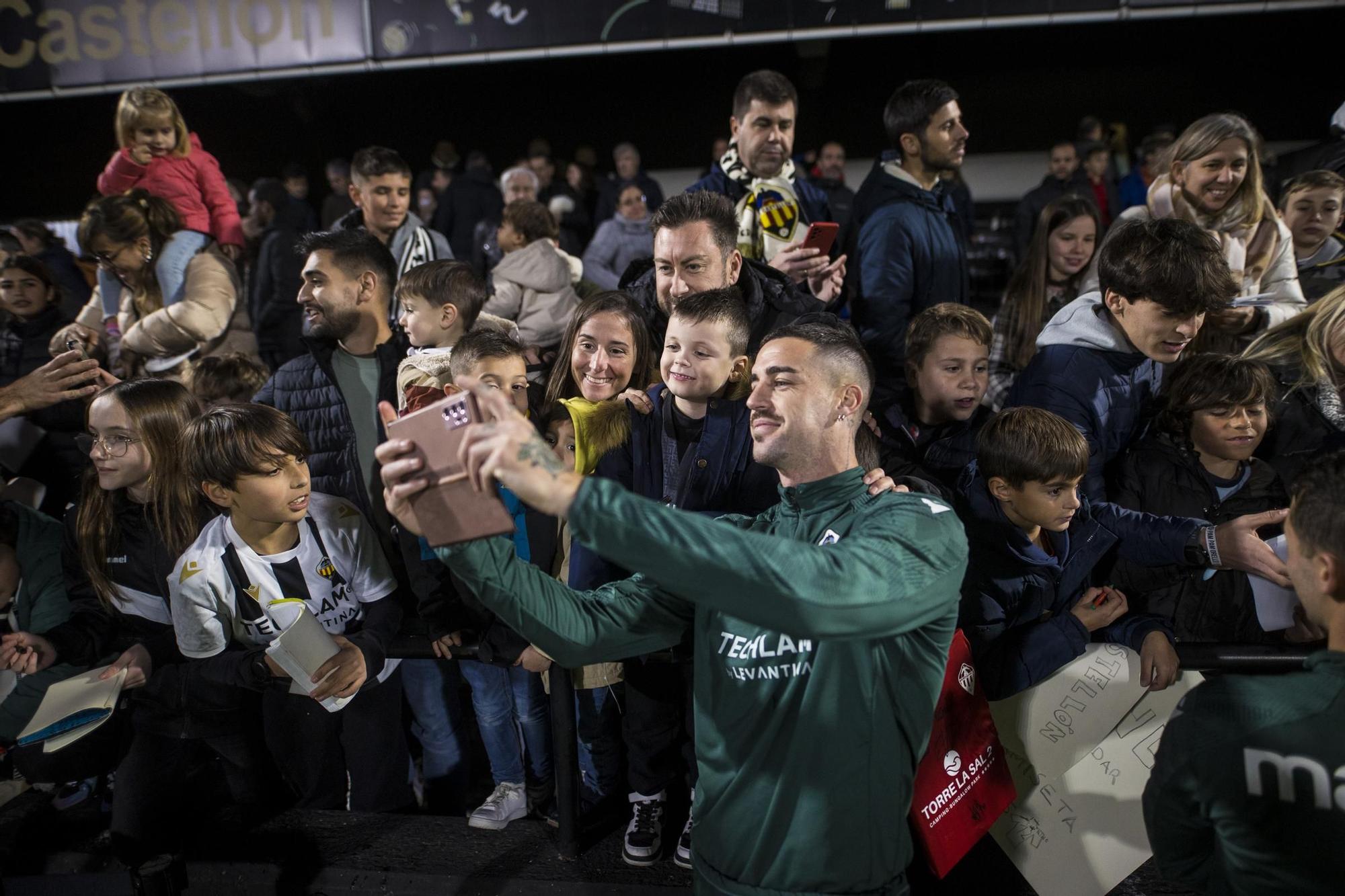 Galería de imágenes: Jornada de puertas abiertas del CD Castellón