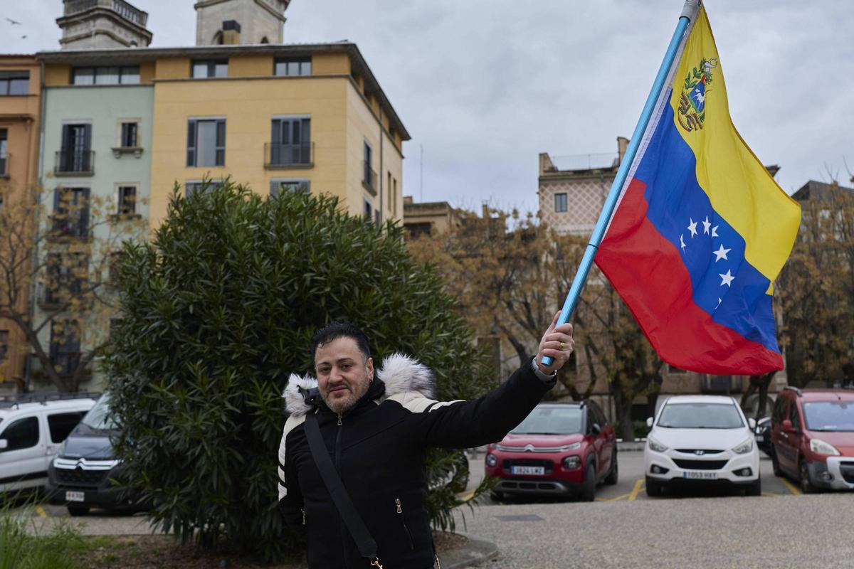 La concentració de veneçolans a Girona en imatges