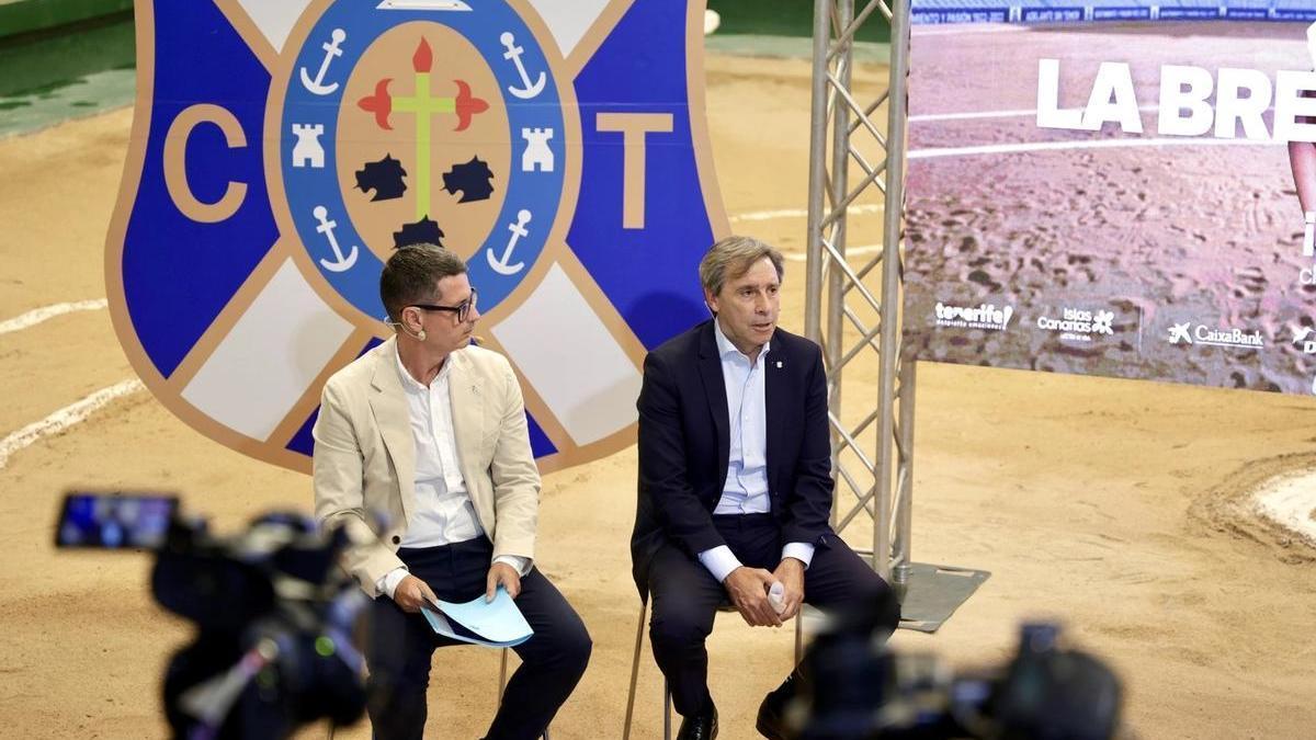 Felipe Miñambres, durante la presentación de la campaña de abonos anterior.