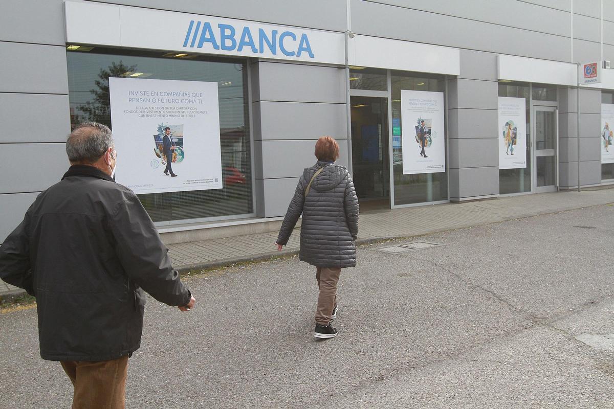 Tres juzgados gallegos condenan a dos entidades bancarias a devolver 20.000€ a víctimas de phising