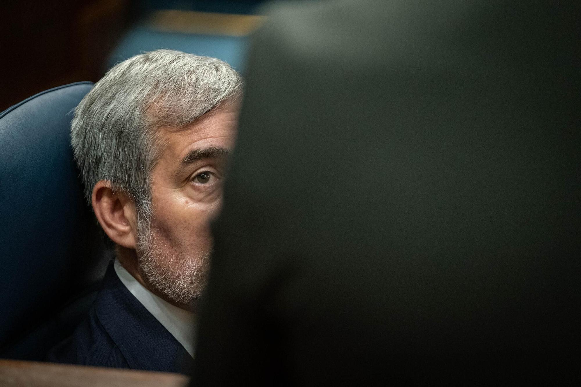 Pleno del Parlamento de Canarias (12.12.09)