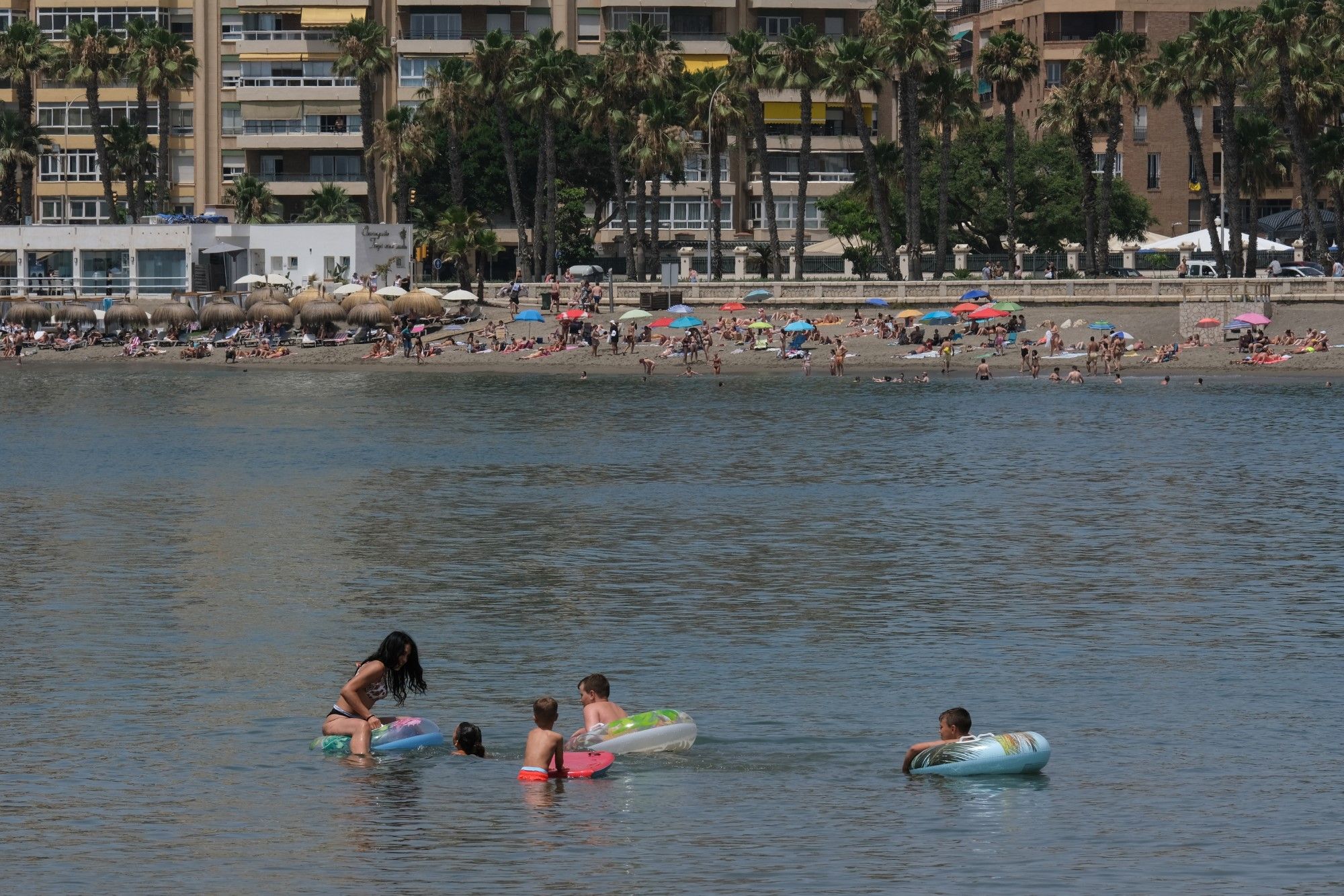 Las playas de Málaga, llenas en el primer domingo de julio