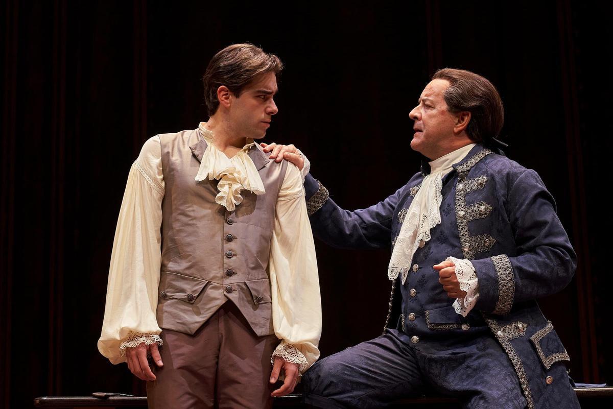 Jan D. Casablancas i Abel Folk representen el nou món que vol substituir l'antic règim