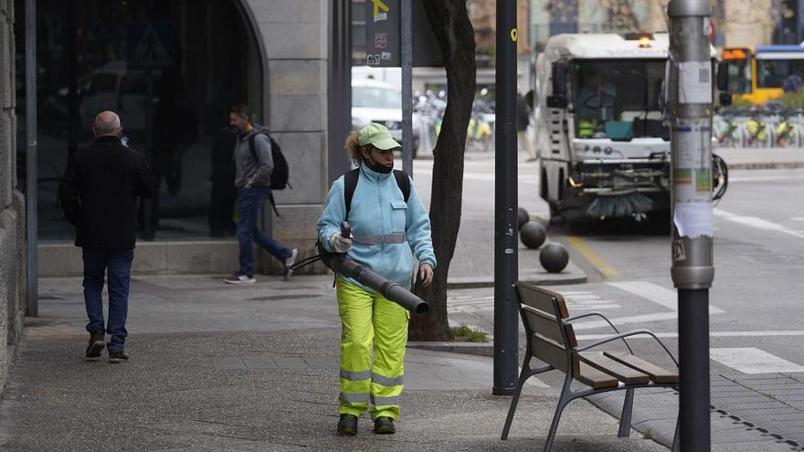 Girona obviarà les «observacions» de la Generalitat sobre el contracte de neteja