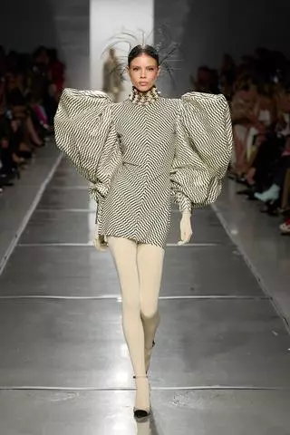 Juozas Statkevicius Paris Mujer primavera - verano 2027