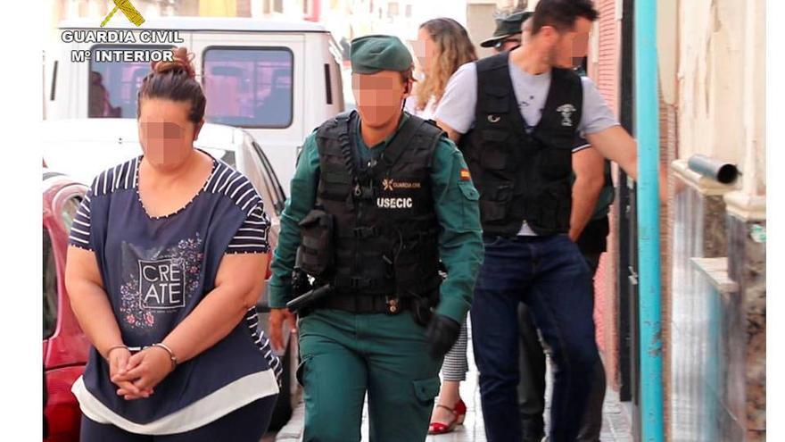 La Guardia Civil detiene a cuatro personas por presunto tráfico de drogas