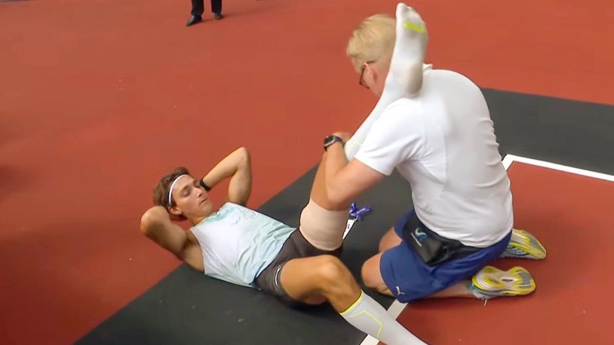 Duplantis acabó con molestias en la Diamond de Londres
