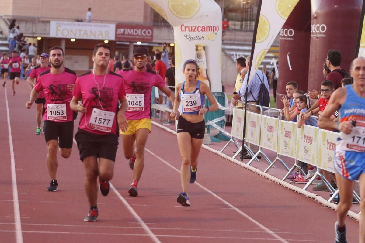 La marea rosa inunda las calles de Córdoba