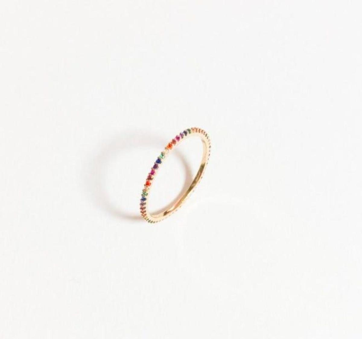 Anillo de banda arco iris (Precio: 18,34 euros)