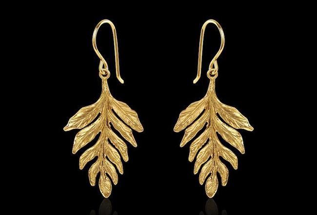 Pendientes en forma de hoja