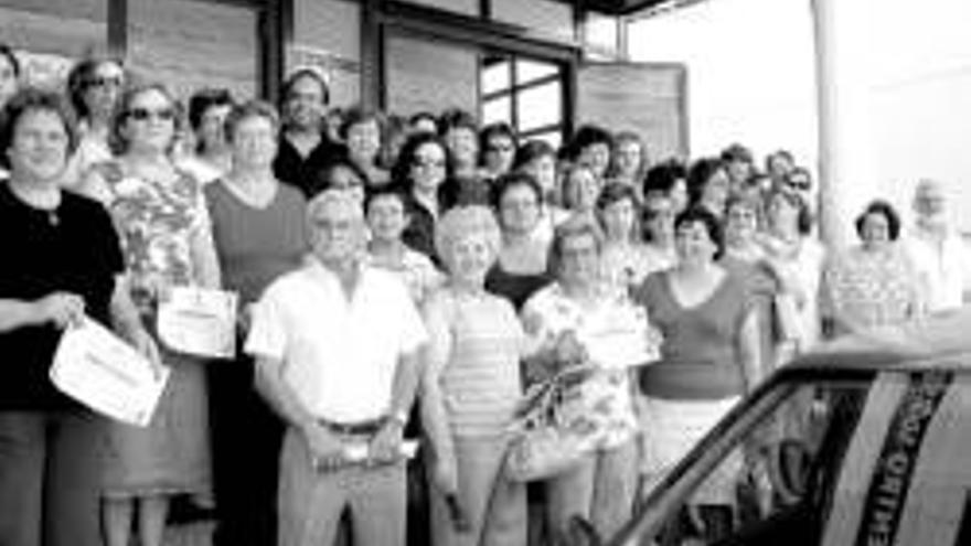 Arroyo de la Luz clausura seis cursos para adultos