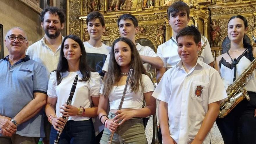 Los alumnos y alumnas de la Escuela de Música de Longares. | SERVICIO ESPECIAL