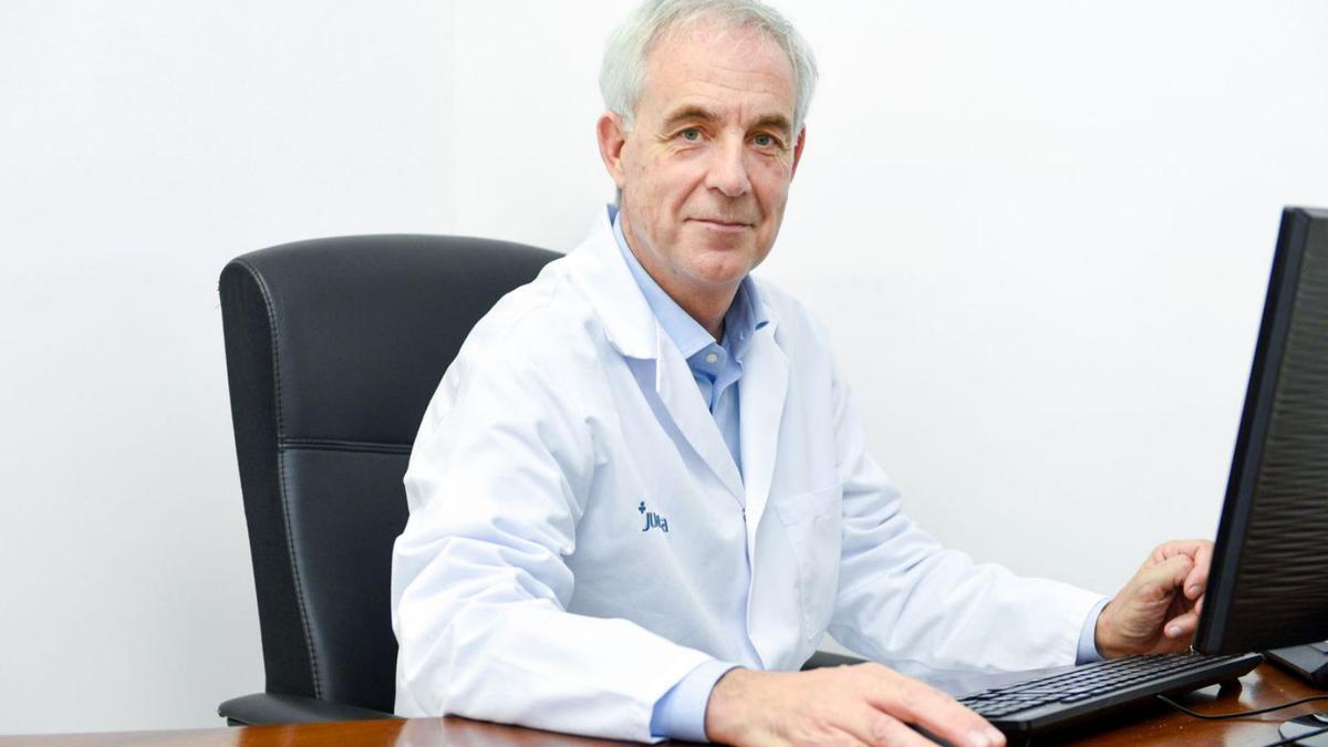 El doctor Luis Alberto Gómez, medico endocrinólogo.