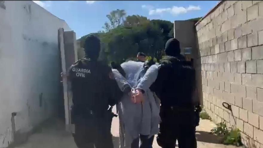 La Guardia Civil detiene a los cabecillas del clan de los Guzmanes, relacionados con el incidente del cuartel de Barbate