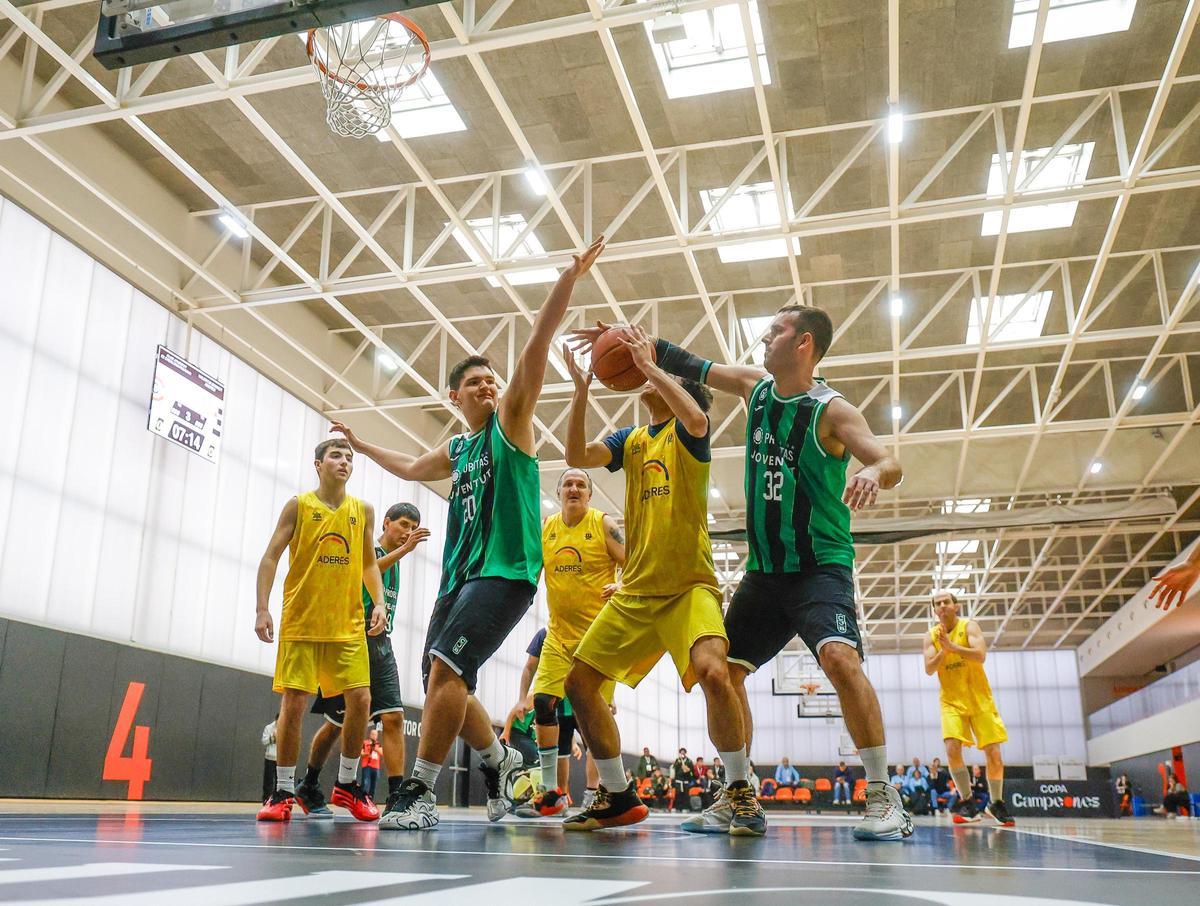 Éxito del Aderes Burjassot, equipo que representa al Valencia Basket en la Copa Campeones