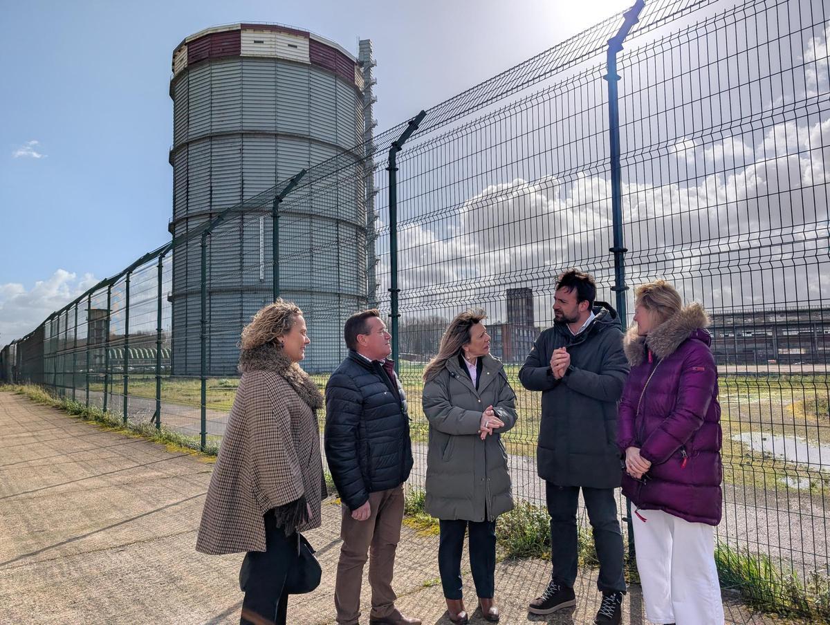 Queipo (PP) sobre el futuro del suelo de Baterías: "La industria de la Defensa no se va detener porque Sepides no haga su trabajo en Avilés"