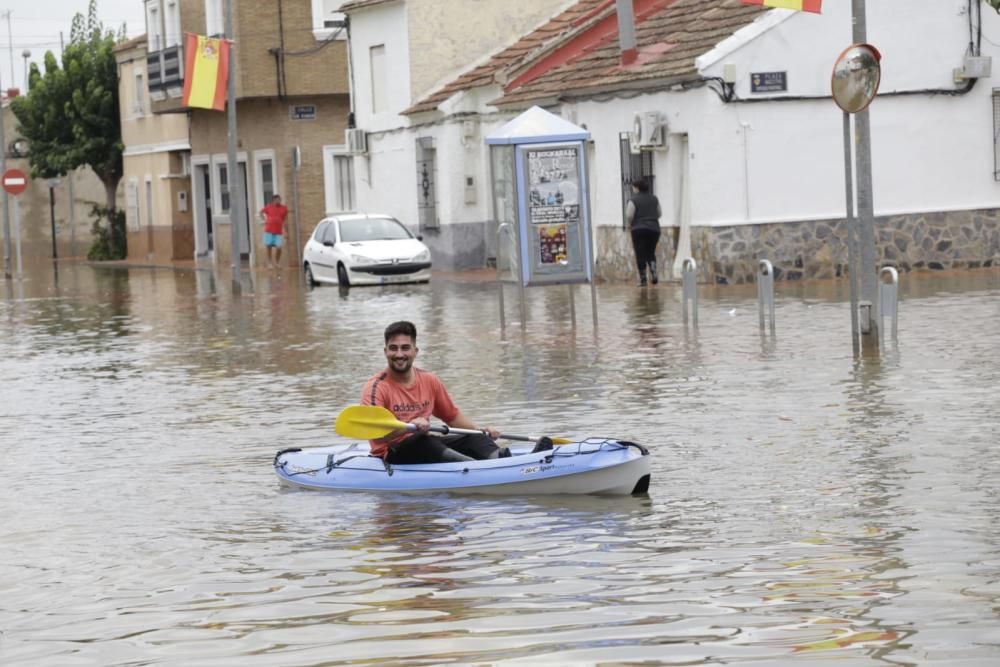 Mas de 400 vecinos de El Raal siguen aislados en sus casas