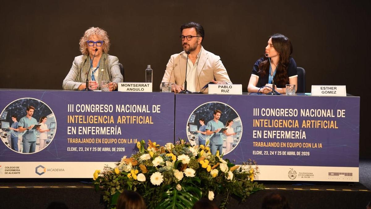 Mesa inaugural del congreso de IA en la Enfermería que se celebra en Elche