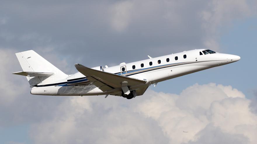 Un avión privado que despegó desde Jerez de la Frontera se estrella en Letonia