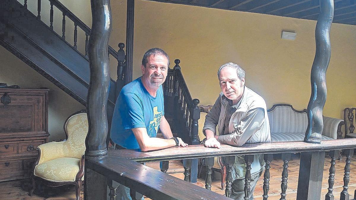 Luis Javier Velasco y Pablo Villarrubia durante su visita a la Casa de Colón.