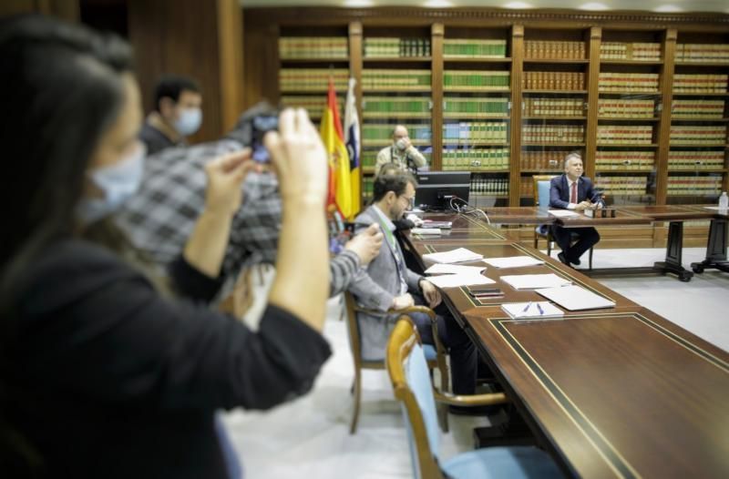 Reunión de Victor Torres presidente del gobierno de Canarias con el grupo PSOE  | 14/05/2020 | Fotógrafo: Delia Padrón