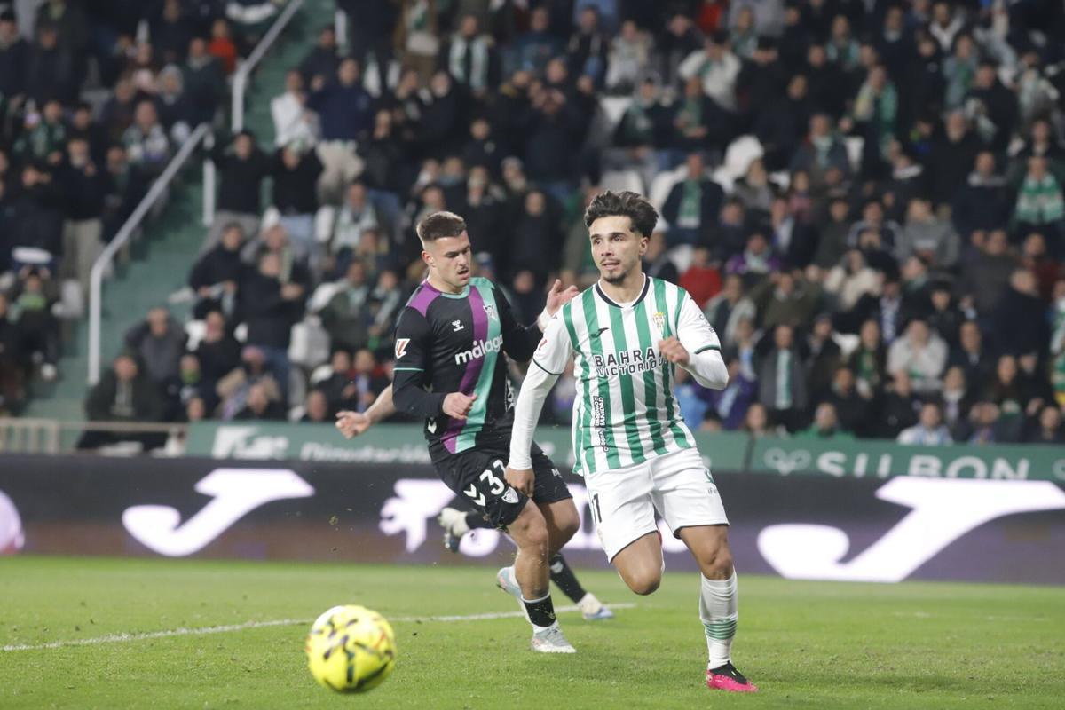 Kevin Medina, en el encuentro entre el Córdoba CF y el Málaga de este curso en El Arcángel.
