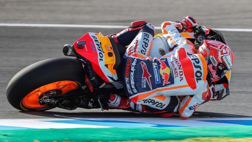 Márquez domina a placer los primeros libres