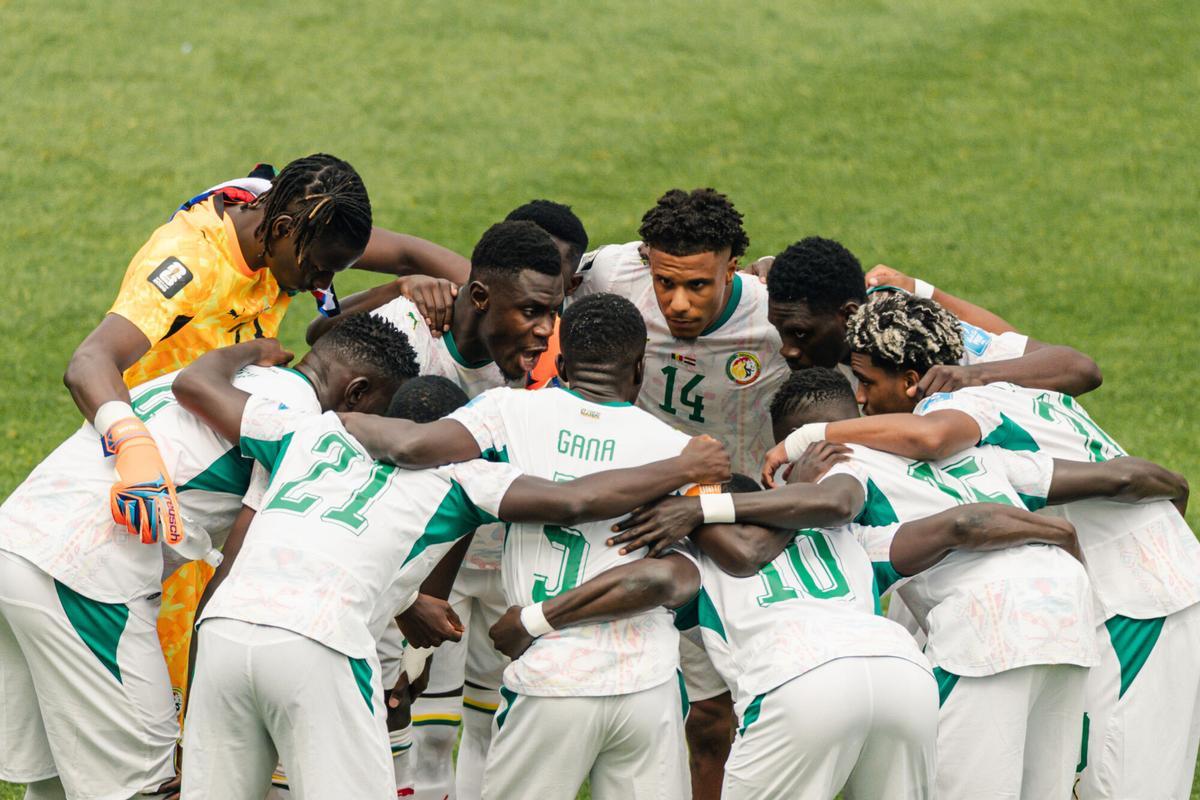 26/06/2026 June 26, 2026, Toronto, Ontario, Canada: Senegal players huddle during the FIFA World Cup game between Senegal and Iraq at Toronto Stadium on June 26, 2026 in Toronto, Ontario, Canada DEPORTES Europa Press/Contacto/Curtis Wong. Restrictions: * Brazil and Mexico Rights OUT *